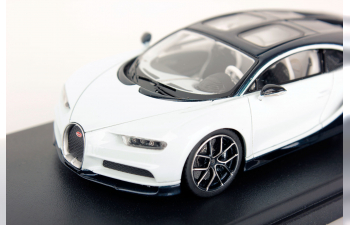 Bugatti Chiron Sky View (glacier white / lake blue)