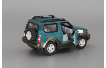 TOYOTA Land Cruiser, green