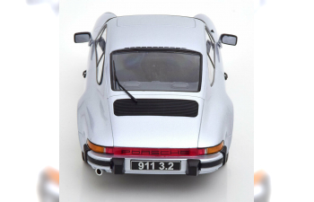 PORSCHE 911 3.2 Coupe 1988, silver grey