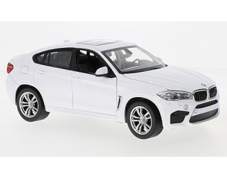 BMW X6M, white