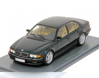 BMW 740i E38 (2000), metallic dark green