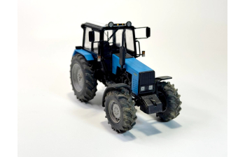 Сборная модель трактора 1221.2