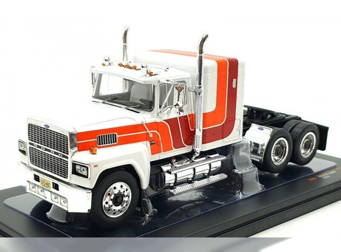 FORD LTL-9000 (1978), white / orange