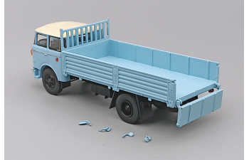 SKODA 706 RT, light blue / beige