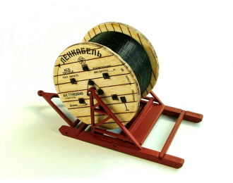 Кабельный прицеп-волокуша с деревянным барабаном