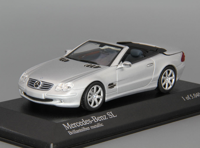 MERCEDES-BENZ SL with operating roof (2001), silver