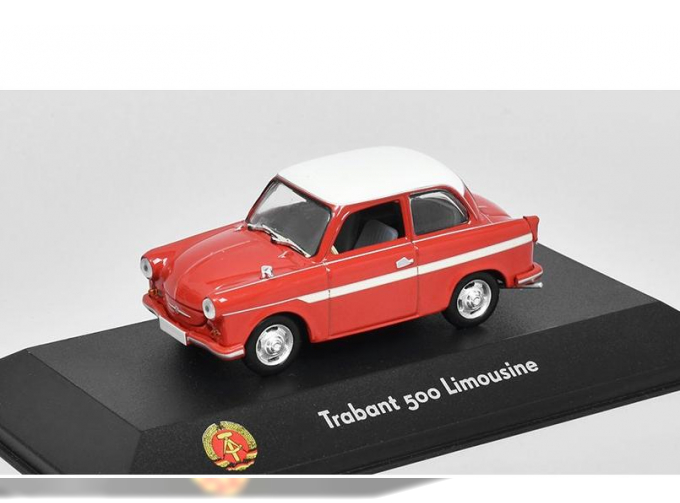 TRABANT 500 Limousine (1957), red / white