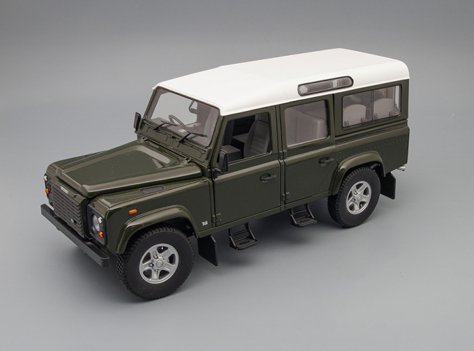 LAND ROVER Defender 110TDi Station Wagon 4x4 (1995), dark green / white