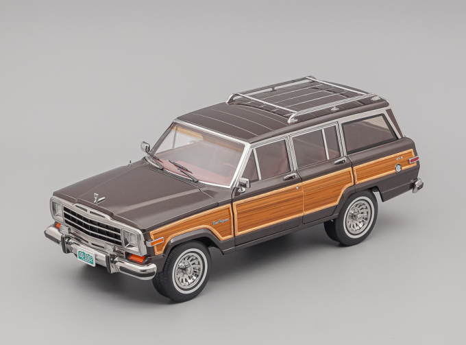 JEEP Grand Wagoneer, brown