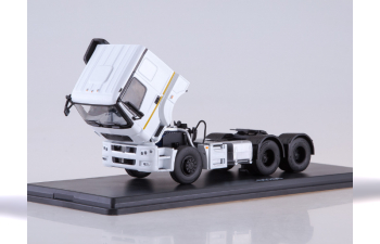 Камский грузовик 65206 седельный тягач, белый