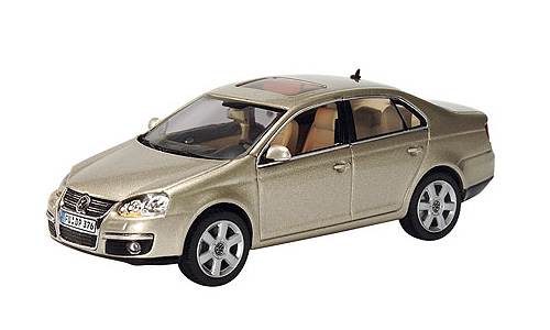 VOLKSWAGEN Jetta (2005), beige metallic