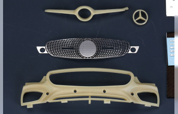 Набор для доработки Mercedes-Benz AMG GT Detail-UP Set для моделей R 07028 （PE+Resin+Metal Logo）