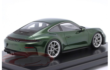PORSCHE 911 (992.2) GT3 Touring (2025), oak green metallic