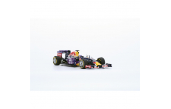 Red Bull RB11 #3 2015 Infiniti Red Bull Racing, Daniel Ricciardo