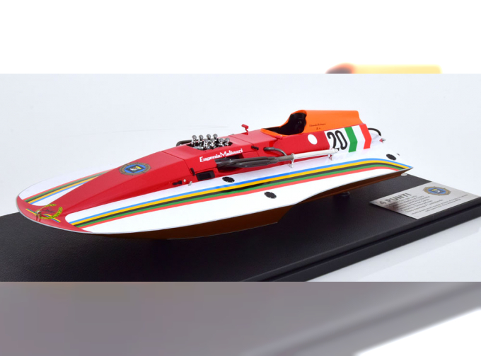 MOLINARI 4 Punti Motorboat with ShowCase Limited Edition 300 pcs