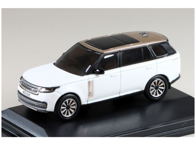 Land Rover Range Rover L460 LWB SV, weiss