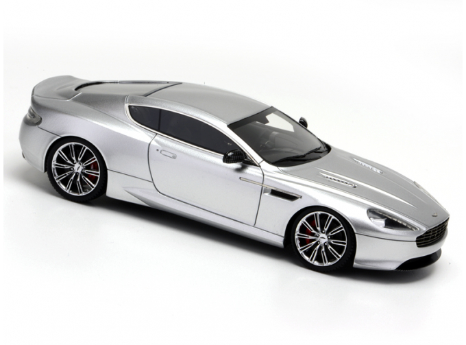 ASTON MARTIN DB9, L.e., silver