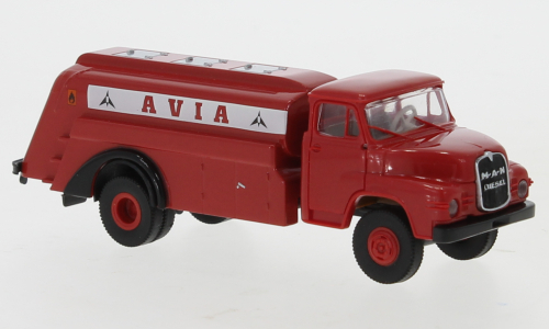 MAN 635 цистерна Avia (1955), red