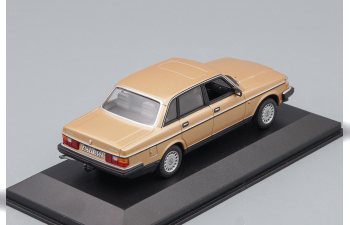 VOLVO 240 GL (1986), gold metallic