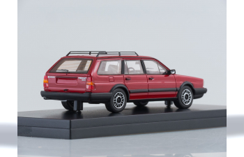 VOLKSWAGEN Passat Variant GT Syncro (1985), red