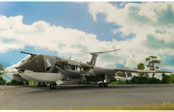 Сборная модель Handley Page Victor B.2