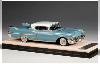 CADILLAC Coupe Deville (1958), Somerset Blue with Alpine White