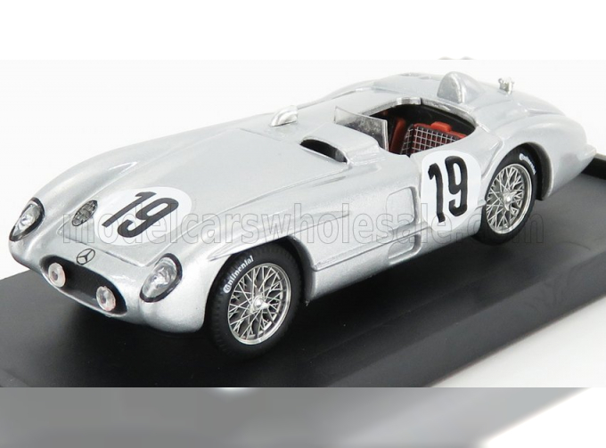 MERCEDES BENZ 300slr 3.0l S8 Team Daimler-benz Ag N 19 24h Le Mans 1955 J.m.fangio - S.moss, Silver