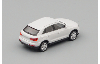 AUDI Q3, glacier white