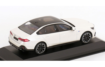 BMW 5-Series i5 (G60) (2024), white