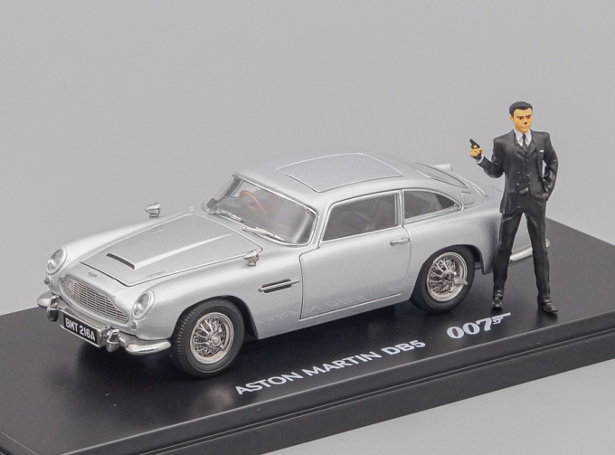 ASTON MARTIN DB5 - James Bond 007, silver