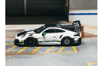 PORSCHE GT3 RS (992.1), Manthey racing (2025), white