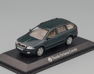 SKODA Octavia Combi, green