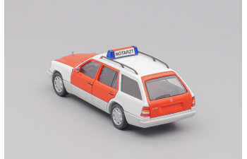 MERCEDES-BENZ E320 T Notarzt, white / red