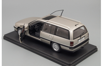 OPEL Omega A2 Caravan, grey metallic