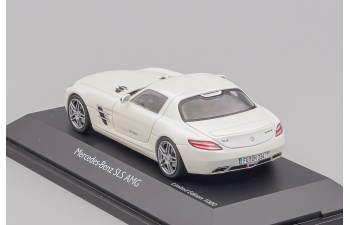 MERCEDES-BENZ SLS AMG, white