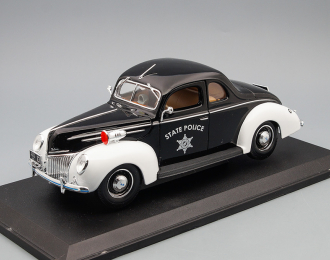 FORD Deluxe Police (1939), black / white