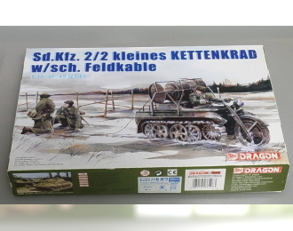 Сборная модель 2/2 Kleines Kettenkrad Military Figures 1940