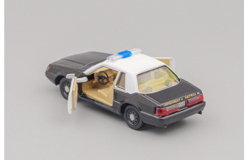 FORD Mustang Highway Patrol, black / white