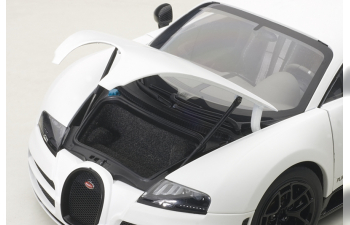BUGATTI Veyron Super Sport Pur Blanc Edition (2012), matt white / black carbon