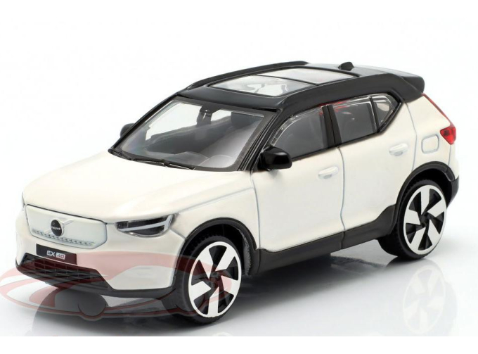 VOLVO EX40 (2026), white / black