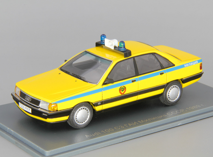 AUDI 100 C3 ГАИ Милиция СССР (1989), yellow