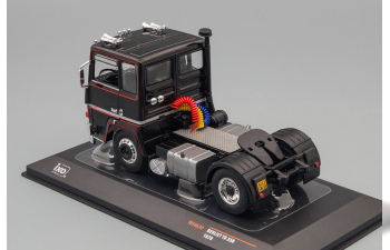 BERLIET TR 350 towing vehicle (1978), black silver red