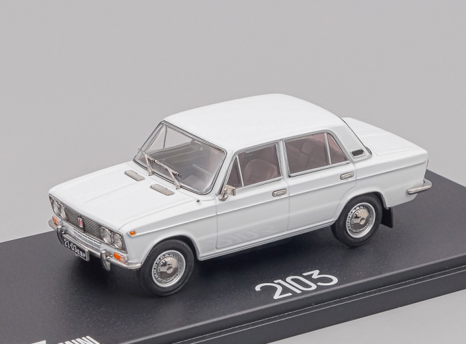 ВАЗ-2103 "Жигули" (1973-1975), белый