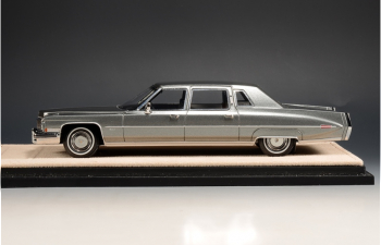 CADILLAC Fleetwood 75 Limousine (1973), Park Avenue Gray Poly