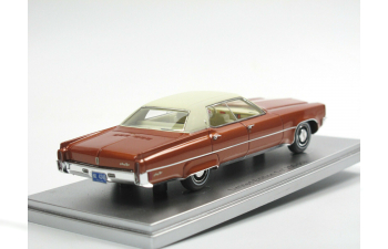 OLDSMOBILE 98 Sedan 4-Door 1971 Brown / White