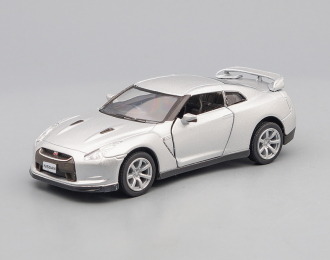 NISSAN GT-R R35 (2009), silver