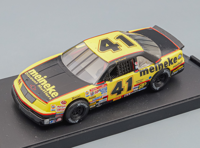 CHEVROLET Lumina NASCAR Meineke Joe Nemechek #41, black / yellow