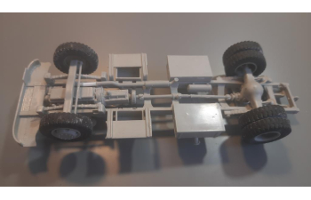 Сборная модель Минский-200 тягач, кабина с зубром