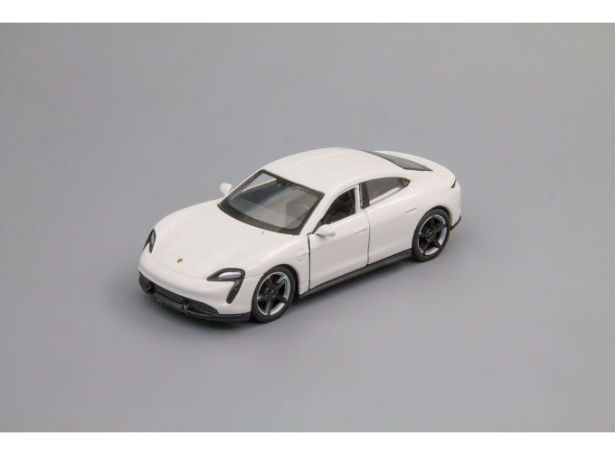 PORSCHE Taycan Turbo S, white