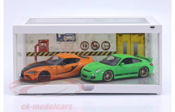 Diorama Single display case white with LED lighting for scale 1:18 / 1:24 Triple9, white / transparent